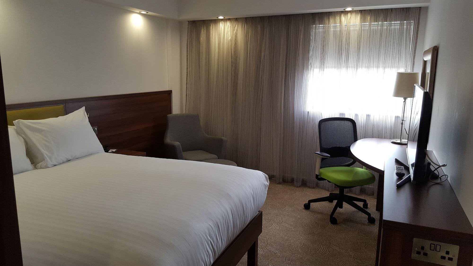 Hampton By Hilton Corby Exterior foto