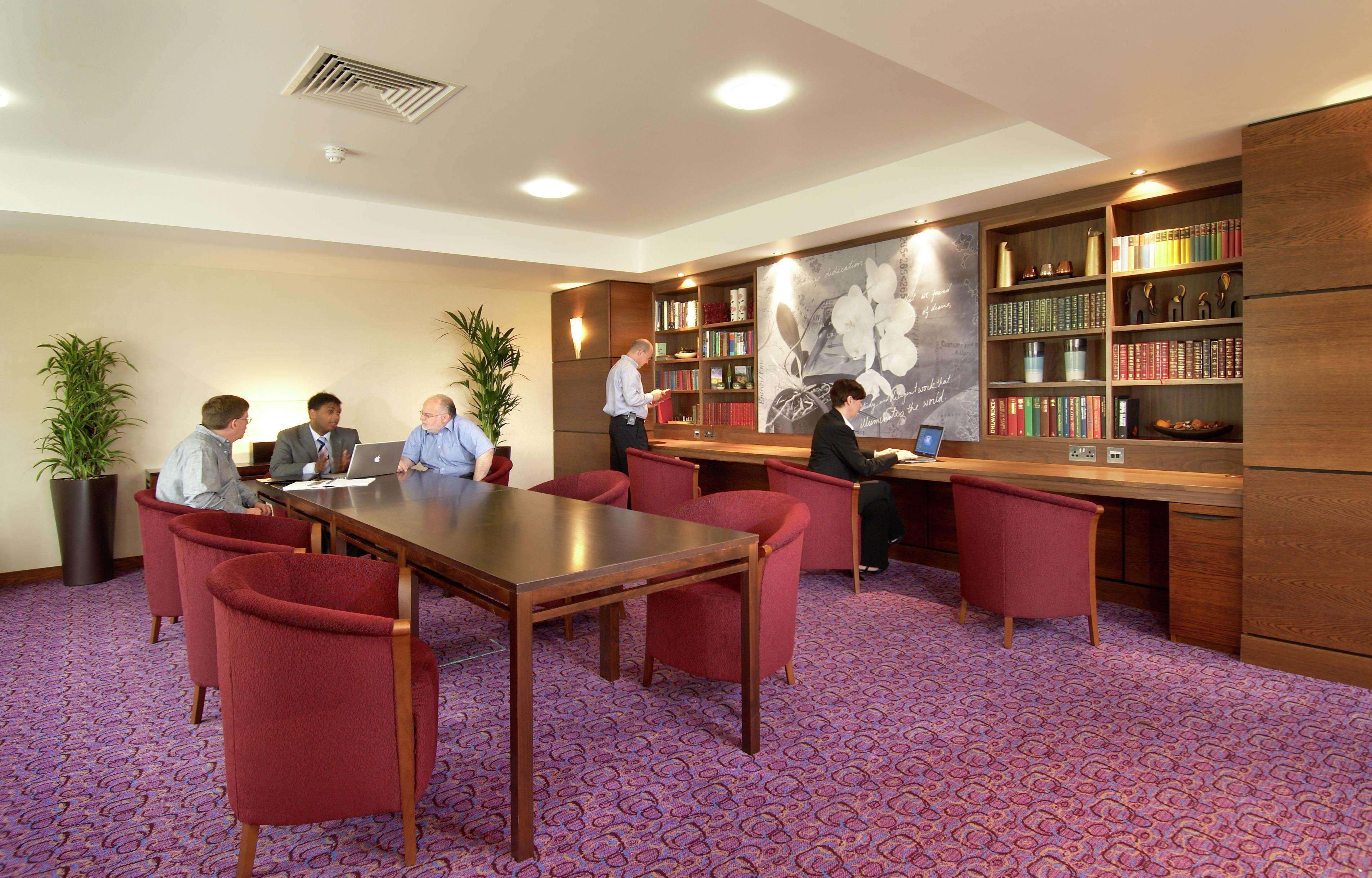Hampton By Hilton Corby Exterior foto