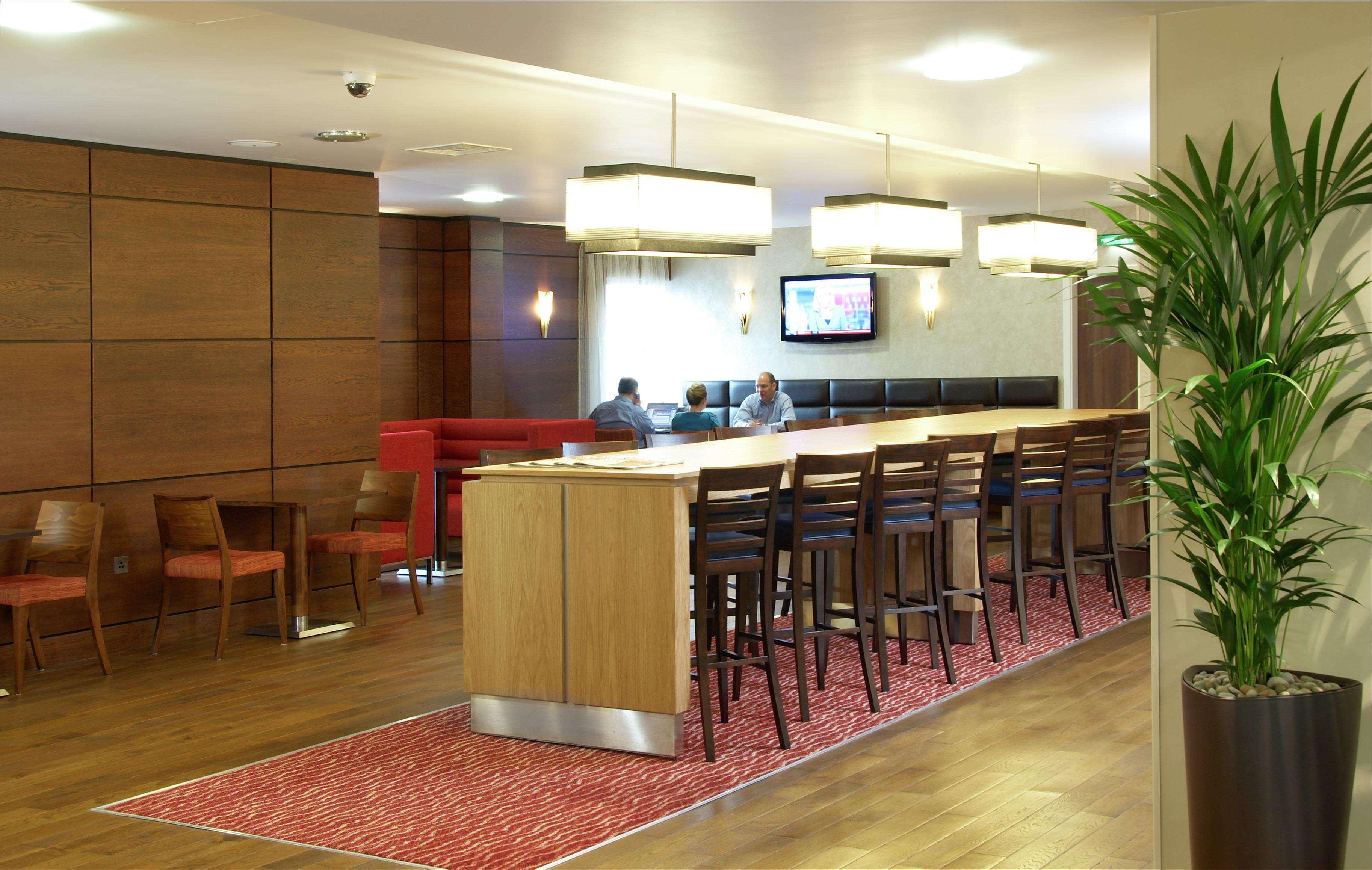 Hampton By Hilton Corby Exterior foto